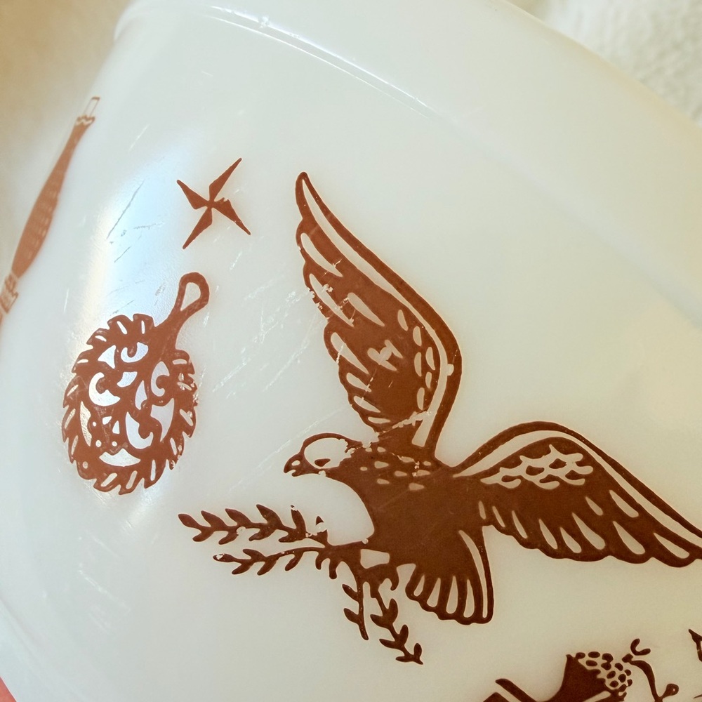 Pyrex Early American 401 1.5 Pint Mixing Bowl - Vintage - 60s - 70s - Picture 9 of 13